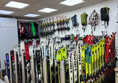 Guarda esquís tienda Skisol - alquilerskisol.com